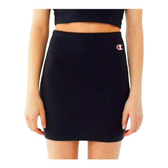Champion Dresses & Skirts - Champion Sporty Mini Skirt NWT‎ Size Medium LE1